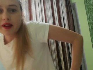 kelly0321hati bongacams