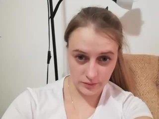 kelly0321hati bongacams