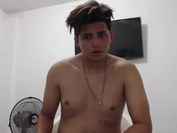 king_crixo chaturbate