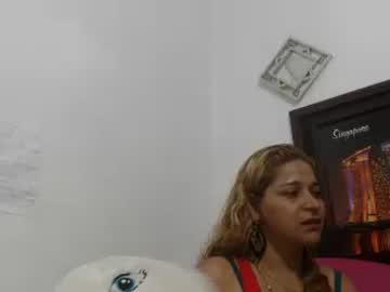 kinky_hot_curvy chaturbate