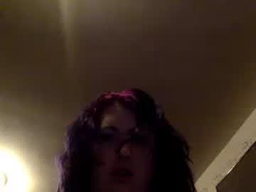 kinkykelly19 chaturbate