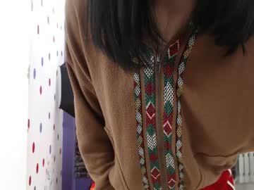 kira_foxxx chaturbate