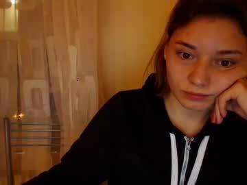 kira_giddy chaturbate