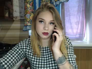 kira_luxury chaturbate