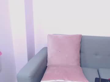 kira_mena chaturbate