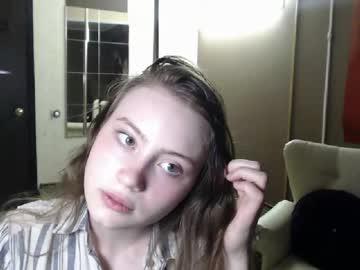 kira_smile chaturbate