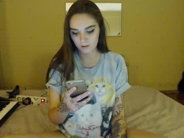 kira_sweetpoison chaturbate