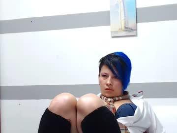 kmila18 chaturbate