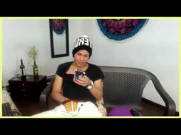 krizth_monasterio chaturbate