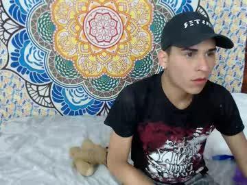 krizth_monasterio chaturbate