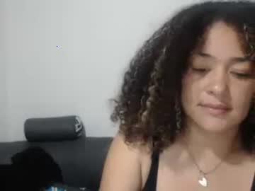 lacrespa_canela chaturbate