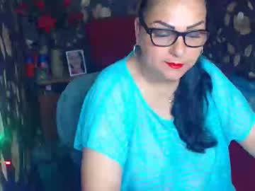 ladycrissyx chaturbate