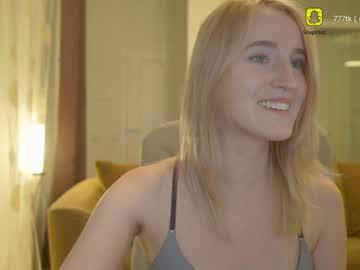 laila_lorenn1 chaturbate