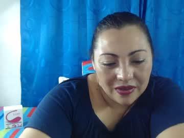 latin_girlboom chaturbate