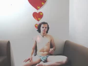 latin_laira chaturbate