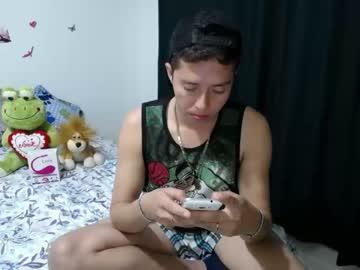 latin_men22 chaturbate