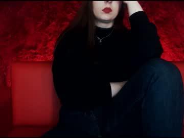 laura_boe chaturbate