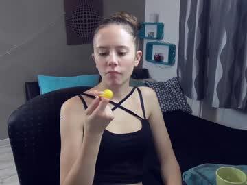 laurenlarouxx chaturbate