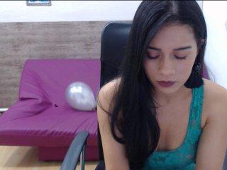 LaylaScarlet bongacams