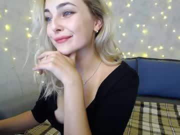 laya_mui chaturbate