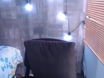 leah_armstrong chaturbate