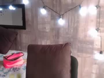 leah_armstrong chaturbate