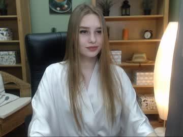 leah_queen chaturbate