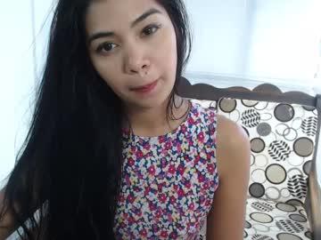 lia_jomsons chaturbate