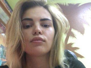 Lindamoore bongacams