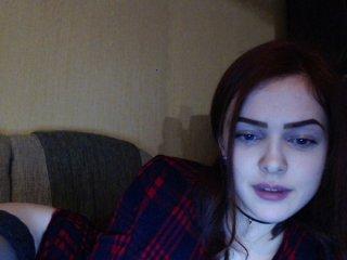 LittleShyGirl bongacams