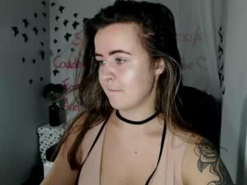 littletrisha chaturbate