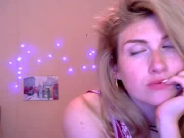 littlexxxemily chaturbate