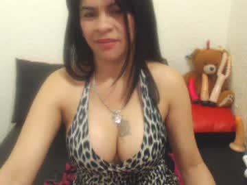 lore_hotboddy chaturbate