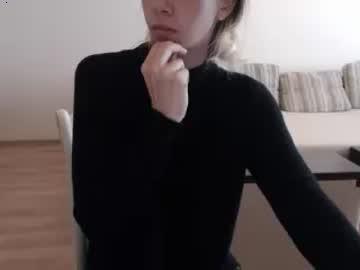 loricarris22 chaturbate