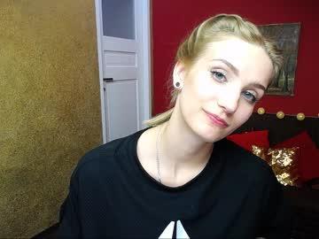 lovellylena chaturbate