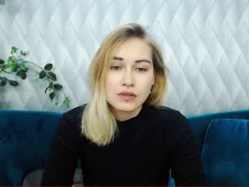 lovelyhemera chaturbate