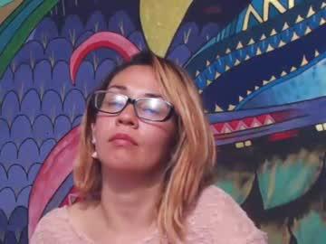 lucy_mia chaturbate