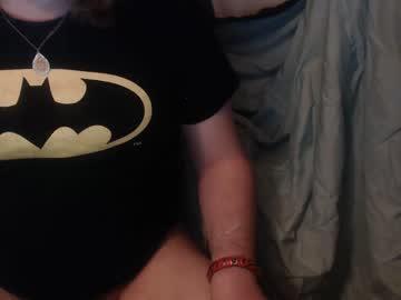 lucyred19 chaturbate