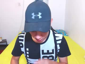 lukas699 chaturbate