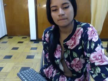 luna_and_carol chaturbate