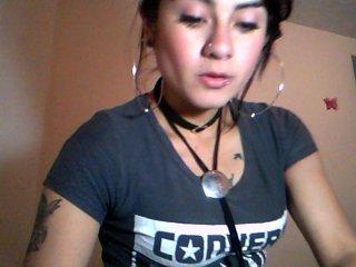 lunasexi18 bongacams