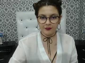 lupitafox chaturbate