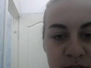 LuxeBlondi01 bongacams