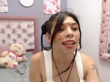 martiinaluxy chaturbate