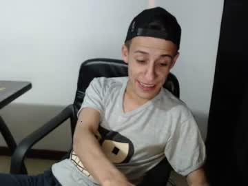 mauryhotboy2 chaturbate