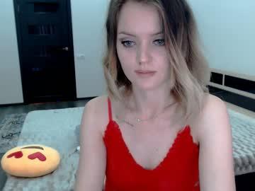 mayerjulia chaturbate