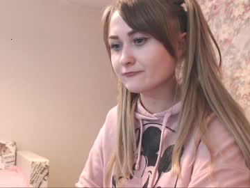 melonyfoxy chaturbate