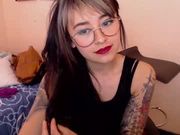 mia_matters chaturbate