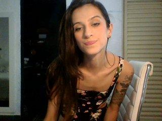 mialick bongacams