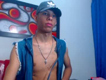 mikeboysexy1 chaturbate